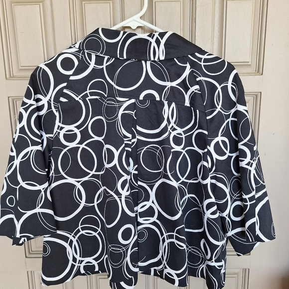 JohnPaul Richard Cropped FullCut Jacket SzL Blk/Wht Print Collar 3/4Sleeves NWOT - Picture 10 of 10